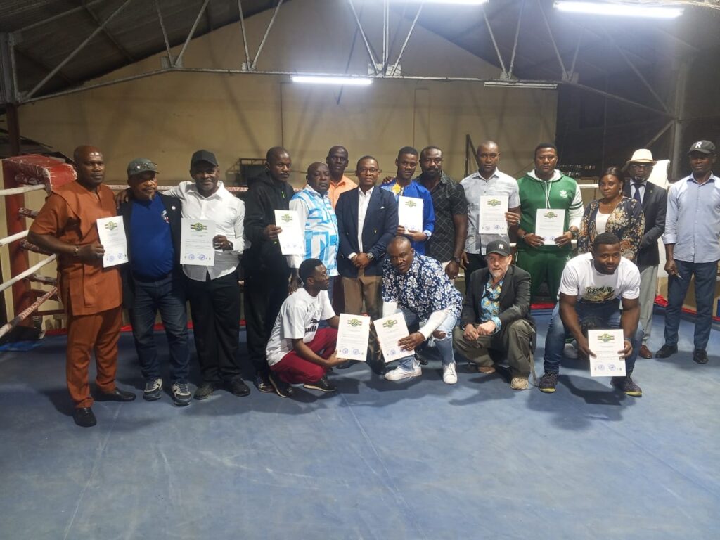 Boxe : la LIPROBOXE lance la formation de ses premiers officiels professionnels !